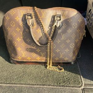 Louis Vuitton Alma